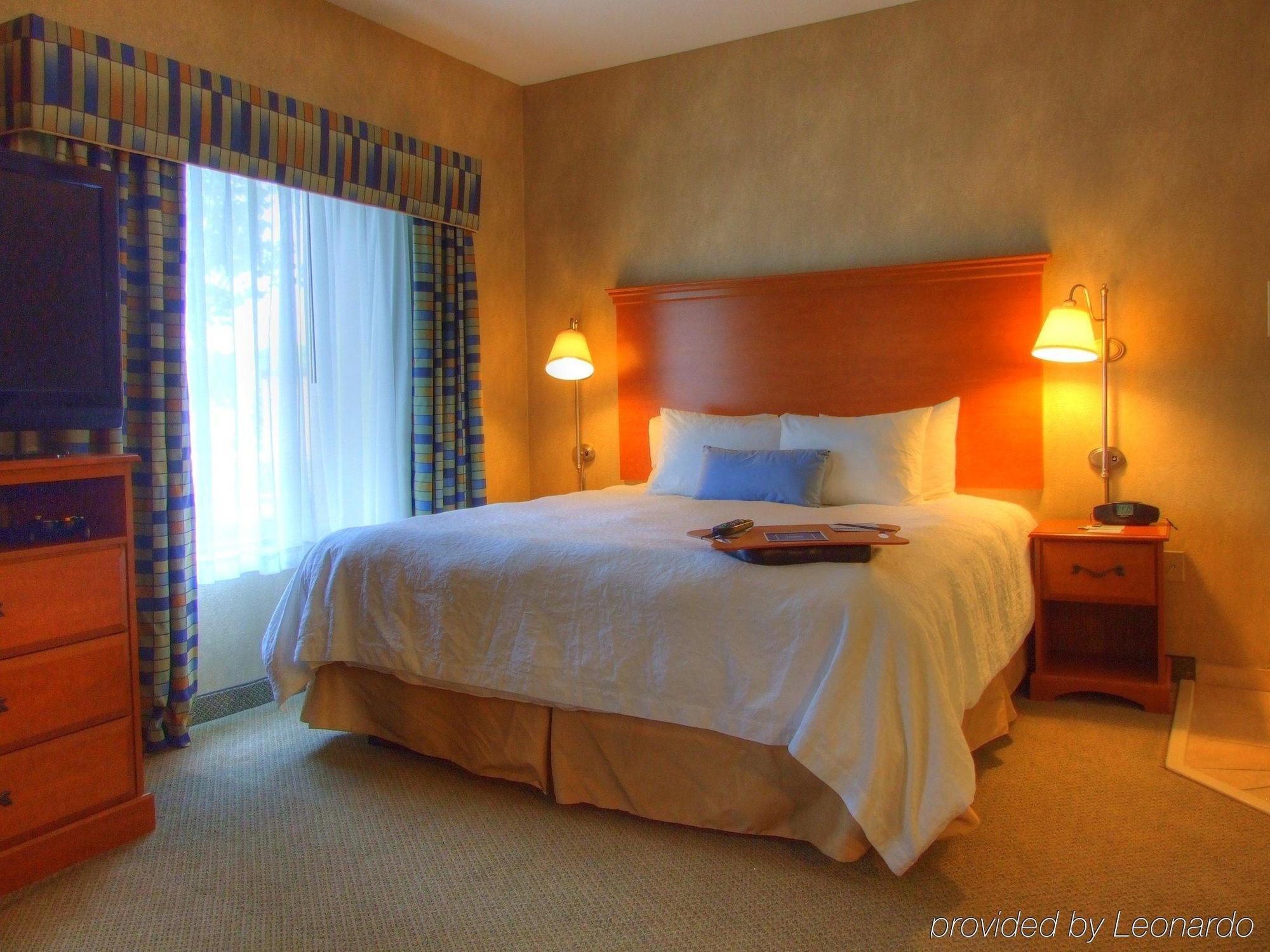 Hampton Inn Commerce/Novi Habitación foto